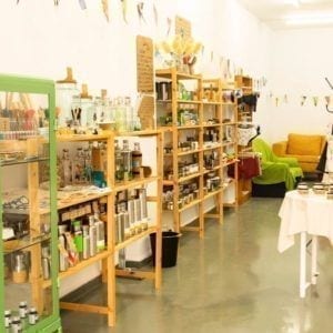 Interior de Terreta Neta tienda zero waste en Valencia - zero waste shop in Valencia